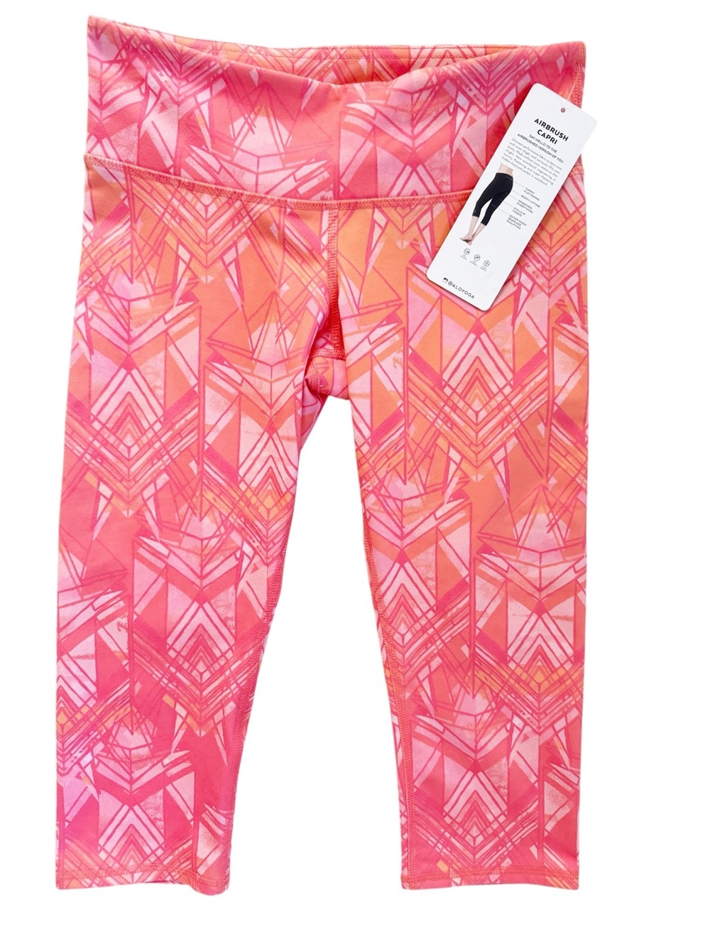 ALO YOGA NWT Airbrush Capri Leggings Size XS in Guava Print